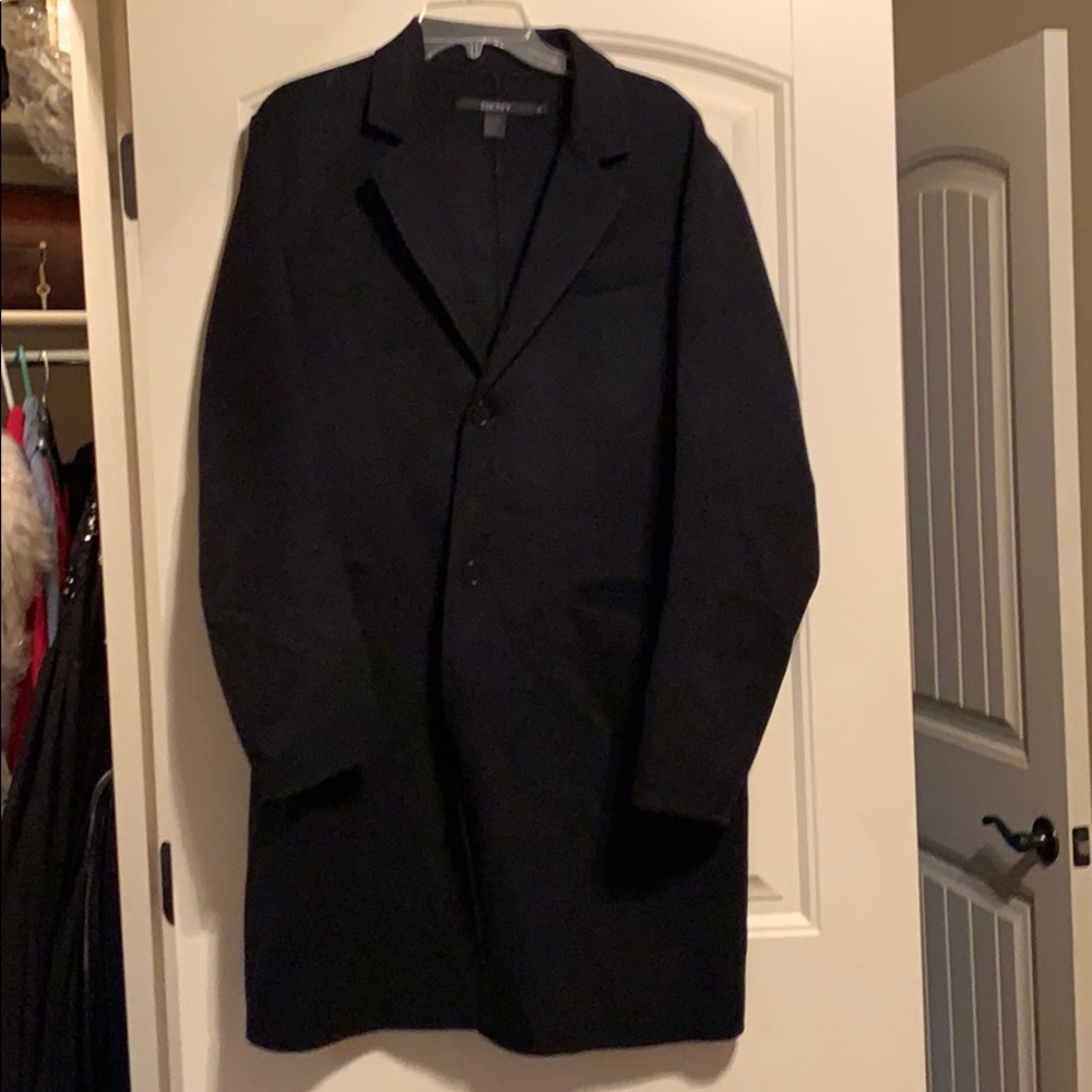DKNY medium wool heavy duty great condition coat